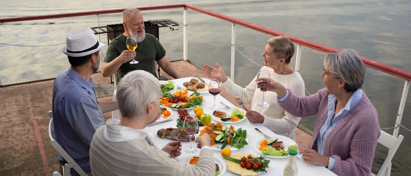 What Size Boat Do I Need for Lake Pleasant? Complete Group & Family Guide